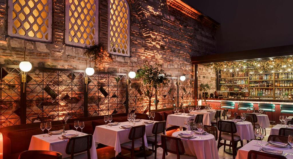 Cağaloğlu Hamamı & Lokanta 1741: İstanbul’un En Prestijli Deneyim Noktası